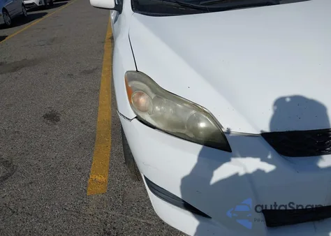 2009 Toyota Matrix z USA, uszkodzony, nr VIN 2T1KU40E79C065706